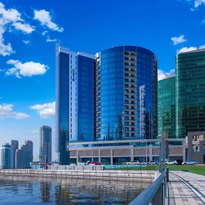 https://radisson-blu-hotel-dubai-waterfront.sharjah-hotels.com