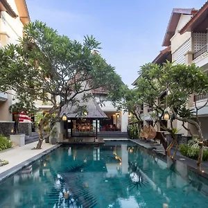 3* Hotel Fourteen Roses