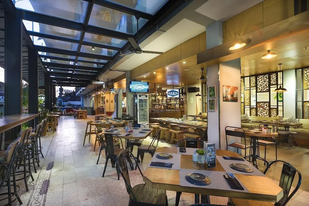 *** Hotel Zest Legian By Swiss-Belhotel International Indonesia