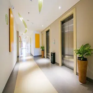 Zest Legian By Swiss-Belhotel International Hotel