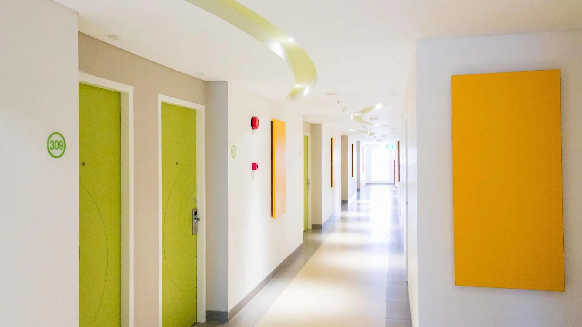 Hotel Zest Legian By Swiss-Belhotel International