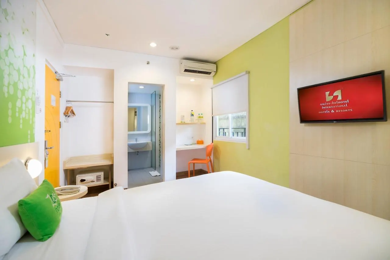 Zest Legian By Swiss-Belhotel International Hotel